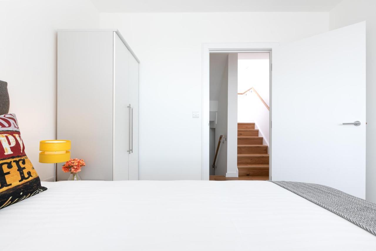 Skyvillion - Olympic View London Stratford Apartment Exterior photo
